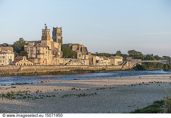 France Gard Pont Saint Esprit prieure St Pierre (St Peter Priory) and St Saturnin Church