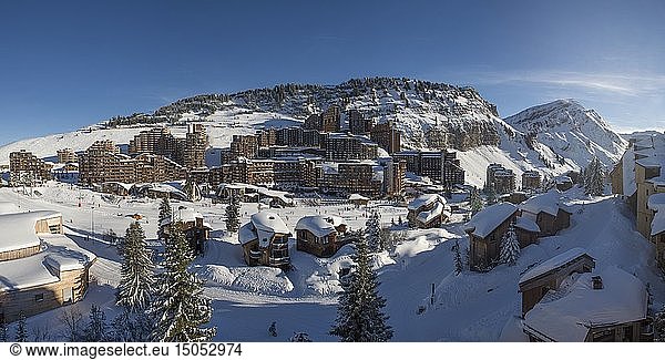 France  Haute Savoie  Chablais Massif  Portes du Soleil ski area  Avoriaz  panoramic view of the resort
