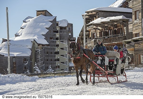 France  Haute Savoie  Chablais Massif  Portes du Soleil ski area  Avoriaz  transport of horse drawn vacationers