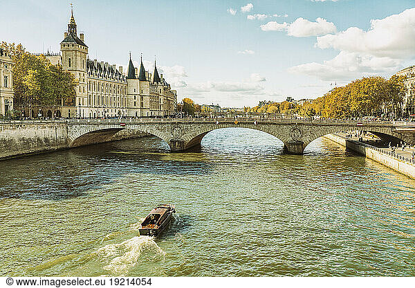 France  Ile-De-France  Paris  Motorboat at Pont au Change bridge