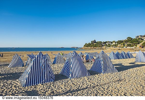 France  Ille-et-Vilaine  Dinard  Ecluse beach