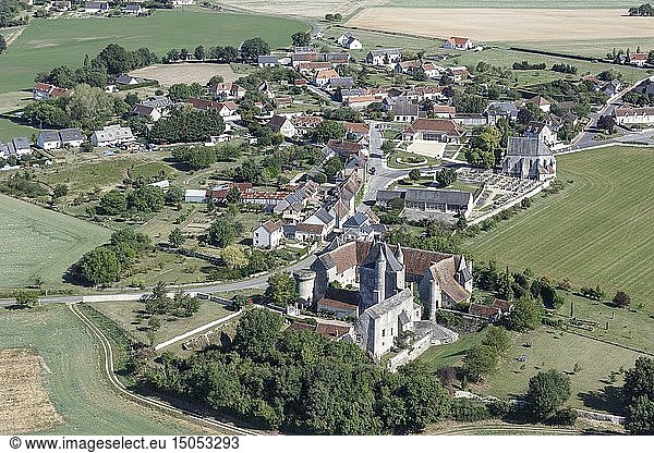 France  Indre et Loire  Bridore  the village and Bridore castle (aerial view)