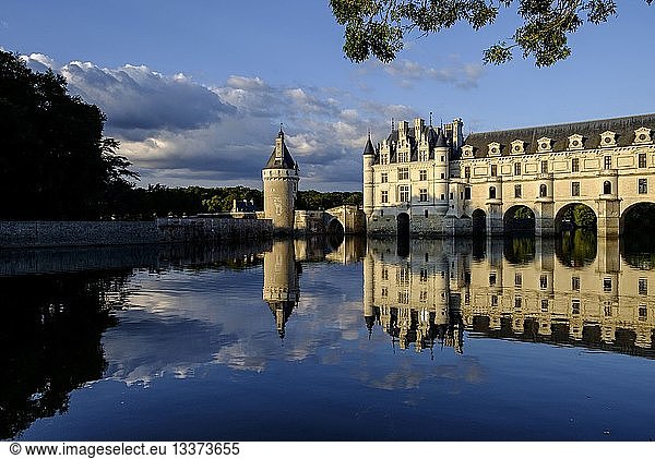 France  Indre et Loire  castle of Chenonceau  built between 1513 - 1521 in Renaissance style  over the Cher river