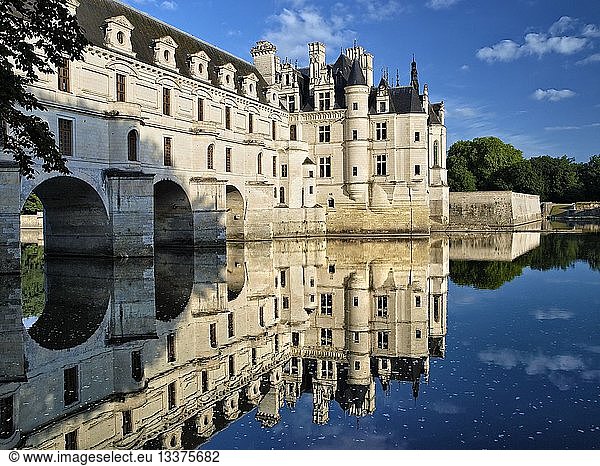 France  Indre et Loire  Chenonceau Castle and the Cher river