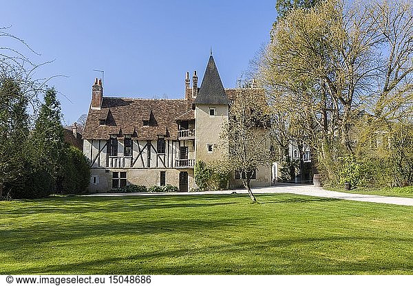 France  Indre et Loire  Loire valley listed as World Heritage by UNESCO  Amboise  Castle Clos Lucé  last home of Leonardo da Vinci  Le Prieure hostel