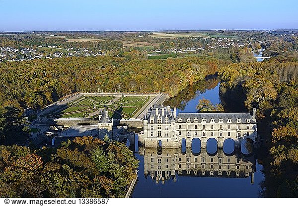 France  Indre et Loire  the castle of Chenonceau (aerial view)