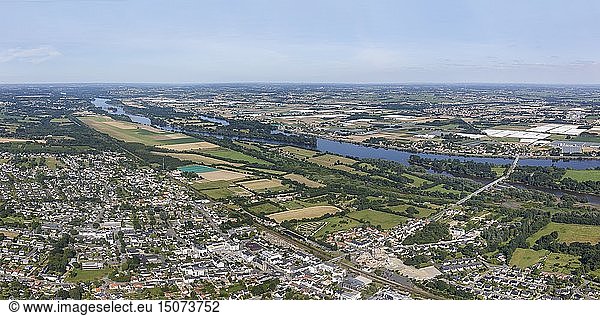 France  Loire Atlantique  Thouare sur Loire  town and the Loire river (aerial view)