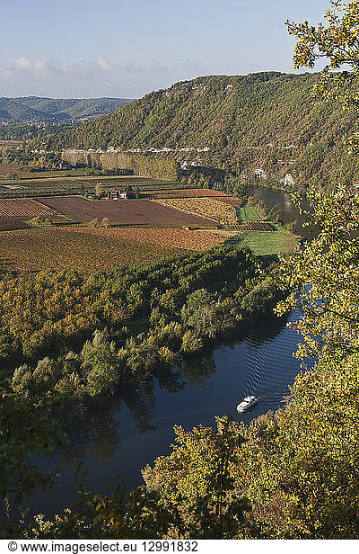 France  Lot  Cray  Boat ride on the loop of the Lot and Cahors vineyards from the Col de Cray