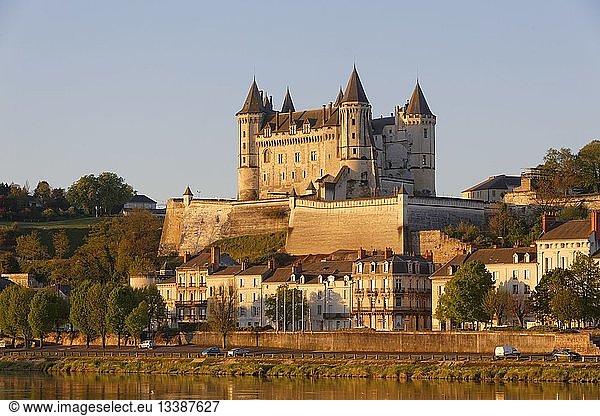 France  Maine et Loire  Loire Valley listed as World Heritage by UNESCO  Saumur  castle of Saumur along the Loire river  regional natural park of Loire Anjou Touraine