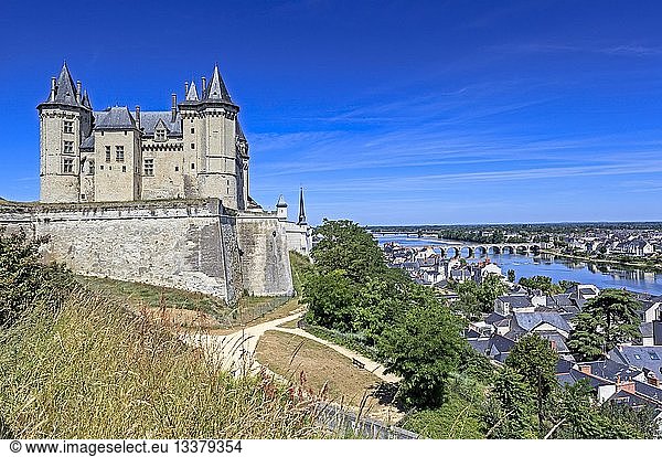 France  Maine et Loire  Loire Valley listed as World Heritage by UNESCO  the castle of Saumur and the Loire river
