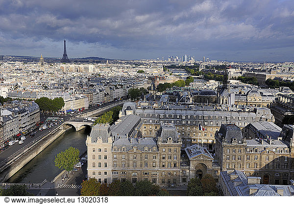 France  Paris  area listed as World Heritage by UNESCO  panorama from Notre Dame de Paris cathedrale with the banks of the Seine and the Eiffel Tower  in the foreground the Paris Police Headquarters