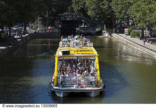 France  Paris  Canal Saint Martin  Canauxrama  touristic boat