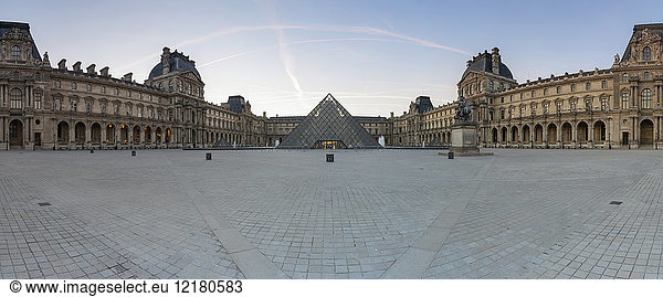 France  Paris  Musee du Louvre