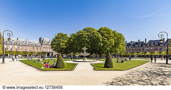 France  Paris  Place des Vosges in spriing