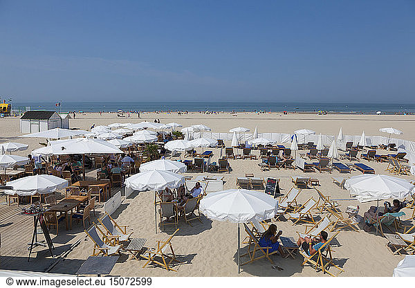 France  Pas de Calais  Cote d'Opale  Le Touquet  beach restaurant