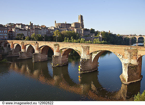 France  Tarn  Albi  the episcopal city  listed as World Heritage by UNESCO  the old bridge dated 11th century and the Ste Cecile cathedral