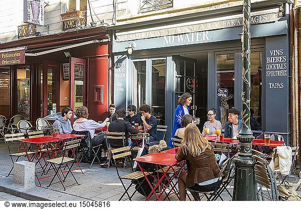 France  Yvelines  Versailles  market place  restaurants