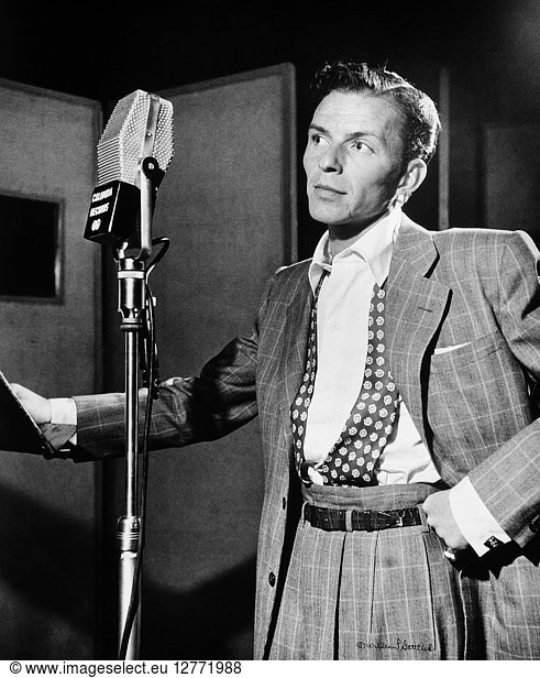 FRANK SINATRA (1915-1998). American singer. At Liederkranz Hall in New York City. Photograph by William P. Gottlieb  1947