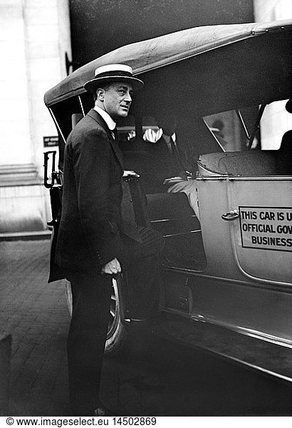 Franklin Roosevelt  Assistant Secretary of the Navy  Portrait getting into Car  Washington DC  USA  Harris & Ewing  1915