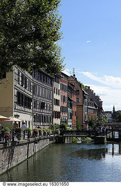 Frankreich  Bas-Rhin  Straßburg  Fachwerkhäuser in La Petite France
