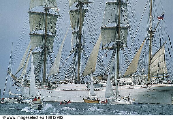Frankreich  Bretagne  Finistere  Brest  Kreuzfahrt auf der Sedov  dem größten Segelschiff der Welt.