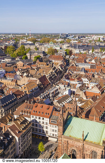 Frankreich  Elsass  Straßburg  Blick über die Altstadt zum Europaviertel