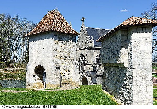 Frankreich  Lothringen  Vaucouleurs  Ruinen des Schlosses  von dem aus Jeanne d'Arc nach Chinon ritt