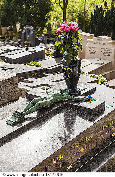 Frankreich  Paris  Pere Lachaise  Grab von Edith Piaf