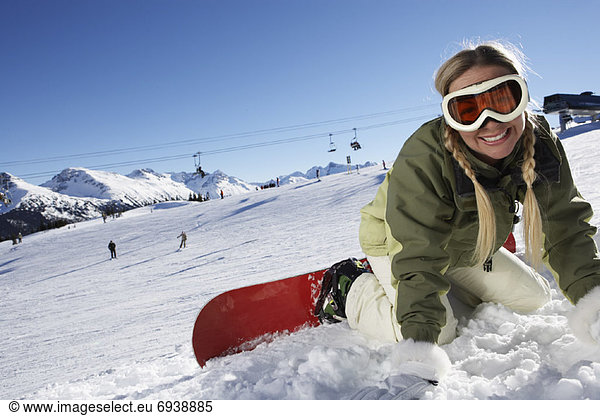 Frau  Snowboard  fallen  fallend  fällt