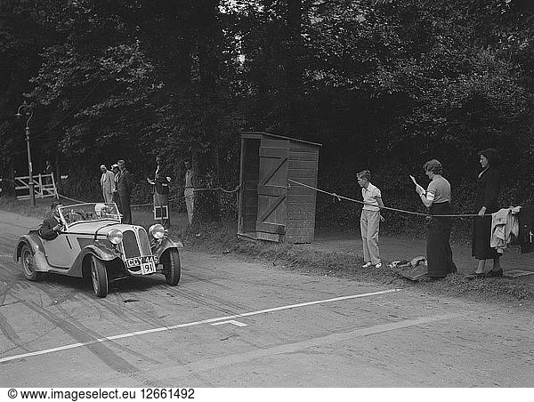 Frazer-Nash BMW 319/55 von LG Johnson  Gewinner eines Premierenpreises bei der MCC Torquay Rallye  Juli 1937. Künstler: Bill Brunell.
