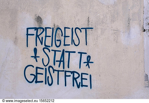 Freigeist statt Geistfrei text written with graffiti on wall