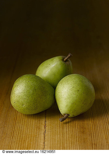 Fresh green Pears