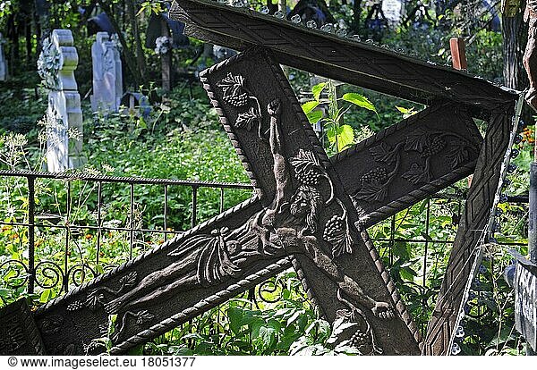 Friedhof  Dorf Leud  Maramures  Rumänien  Kruzifix  Kreuz  Europa