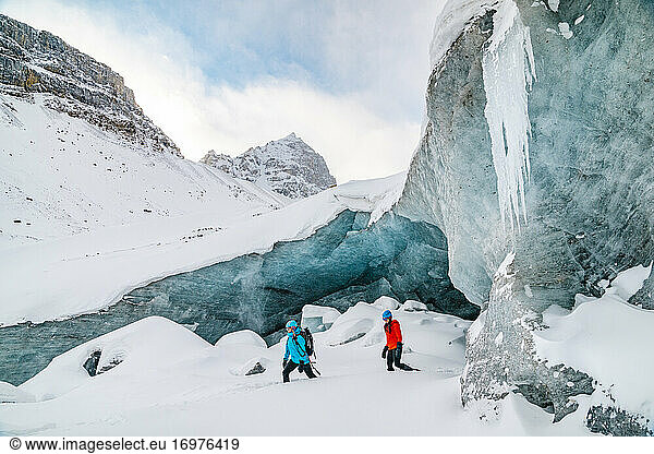 Friends Exploring The Columbia Icefields In Jasper
