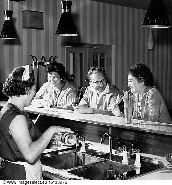 gastronomy  bar  GDR  1961