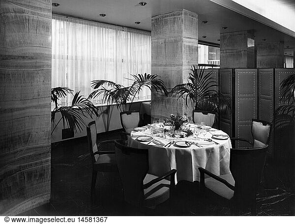 gastronomy  tavern  Italian restaurant  interior view  1950s