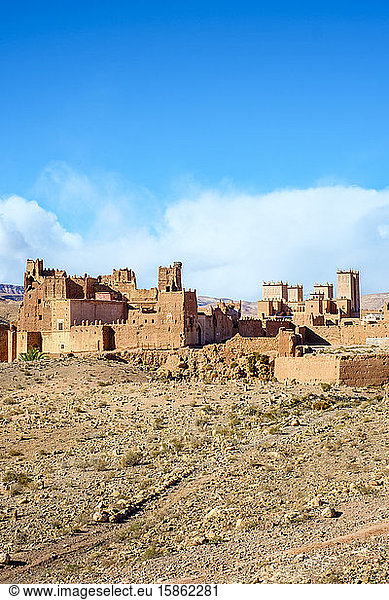 Gebäude der Schlamm-Kasbah beim Ksar von Tamedakhte  Provinz Ouarzazate  Marokko