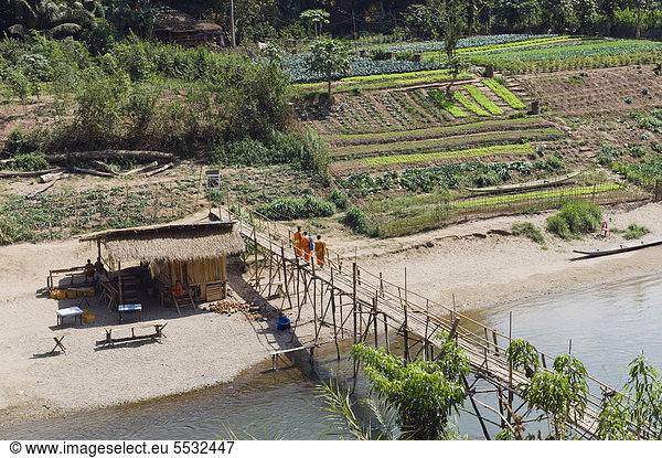 Gemüsegärten am Nam Khan Fluss  Luang Prabang  Laos  Indochina  Asien