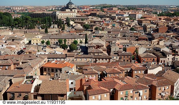 General view of the town of Toledo  Castilla la Mancha autonomous region  Spain  Europe.