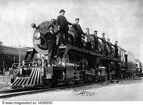 Geo. hist.  Deutschland  Politik  Reparationen nach Bestimmung des Versailler Vertrag  Dampflokomotive vor der Auslieferung  1920er Jahre