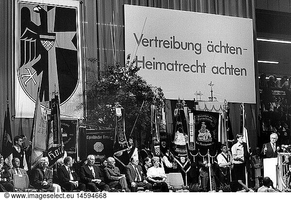 Geo. hist.  Deutschland  Politik  Vertriebene  44. Sudetendeutscher Tag  NÃ¼rnberg  30.5.1993