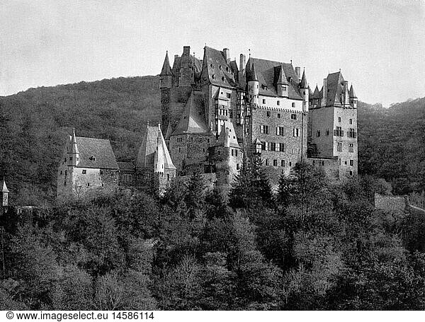Geo. hist.  Deutschland  SchlÃ¶sser & Burgen  Burg Eltz  GemÃ¤lde  um 1850