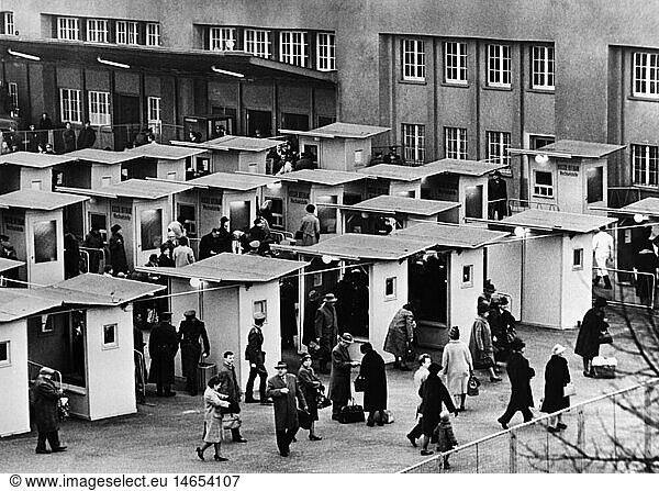 Geo. hist. Deutschland  StÃ¤dte  Berlin  Mauer  GrenzÃ¼bergang Heinrich-Heine-StraÃŸe  November 1964