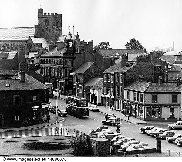 Geo. hist.  GroÃŸbritannien  England  Cumbria  StÃ¤dte  Carlisle  Stadtansichten  Blick auf die Stadt mit der Kathedrale im Hintergrund  1970