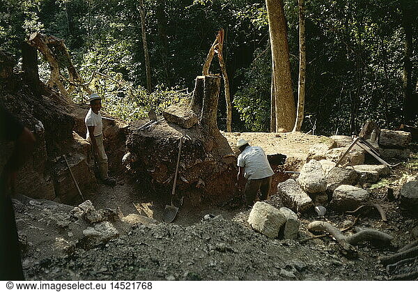 Geo. hist.  Guatemala  ArchÃ¤ologie  Ausgrabungen der Pennsylvania University in Tikal  1964