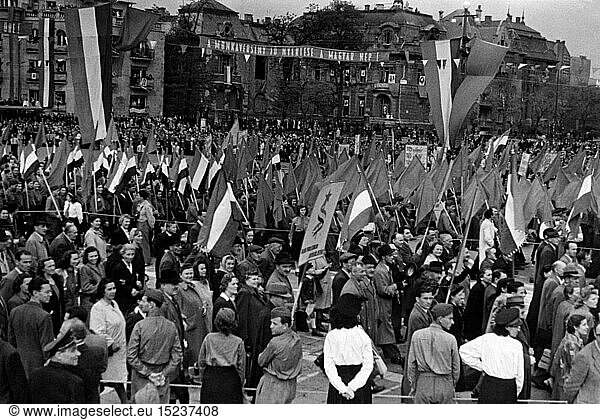 Geo. hist.  Ungarn  Politik  Maifeier  Festzug  Budapest  1.5.1948 Geo. hist., Ungarn, Politik, Maifeier, Festzug, Budapest, 1.5.1948