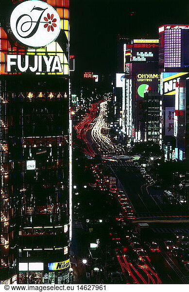 Geo.  Japan  Tokio  Ginza  Stadtansichten  Nachtaufnahmen
