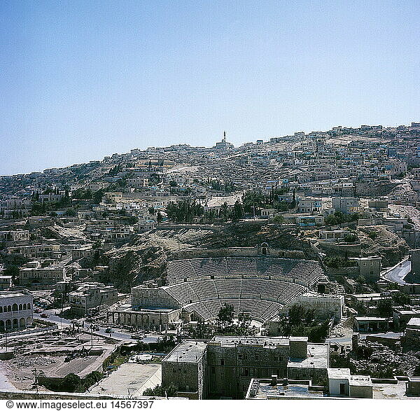 Geo. Jordanien  Amman  StadtÃ¼bersicht  in der Mitte das rÃ¶mische Theater  2.Jh.n.Chr. Geo. Jordanien, Amman, StadtÃ¼bersicht, in der Mitte das rÃ¶mische Theater, 2.Jh.n.Chr.,