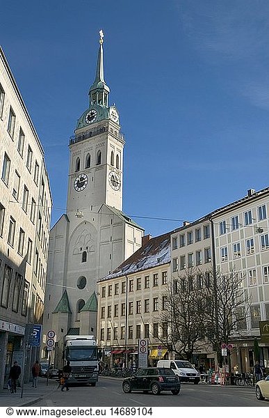 Geografie  BRD  Bayern  MÃ¼nchen  Alter Peter  Kirche St. Peter  Rindermarkt  Altstadt