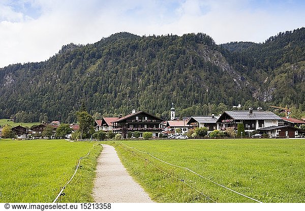 Geografie  BRD  Bayern  Oberbayern  Chiemgau  Reit im Winkl  Ortsansicht
